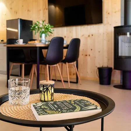 Domek Z Balia Jacuzzi Escape Kolobrzeg Hébergement de vacances