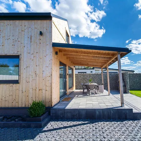 Jacuzzi Escape Kolobrzeg * Charzyno