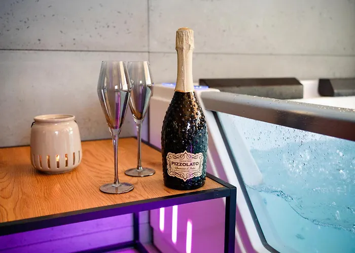 Сasa de vacaciones Jacuzzi Escape Kolobrzeg *